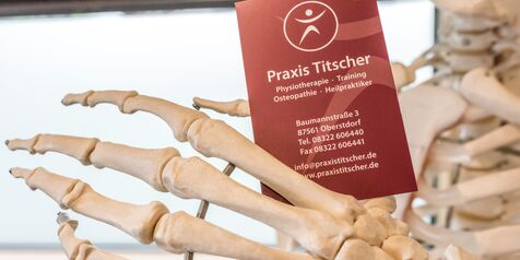 Visitenkarten Gestaltung der Praxis Titscher in Oberstdorf im Allgäu