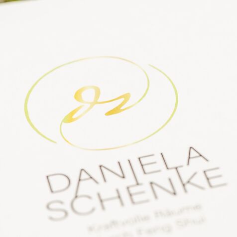 Signet und Namensschriftzug - Daniela Schenke Feng Shui Beratung in Kempten