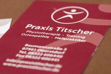 Marken-Gestaltung von Druckprodukten der Praxis Titscher in Oberstdorf im Allgäu
