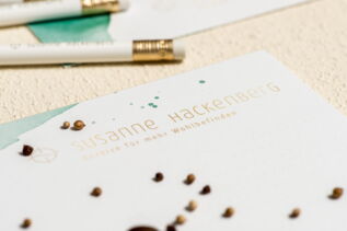 Erstellung einer Personenmarke mit Signet, Schriftzug und Slogan - Susanne Hackenberg Erstellung einer Personenmarke mit Signet, Schriftzug und Slogan - Susanne Hackenberg